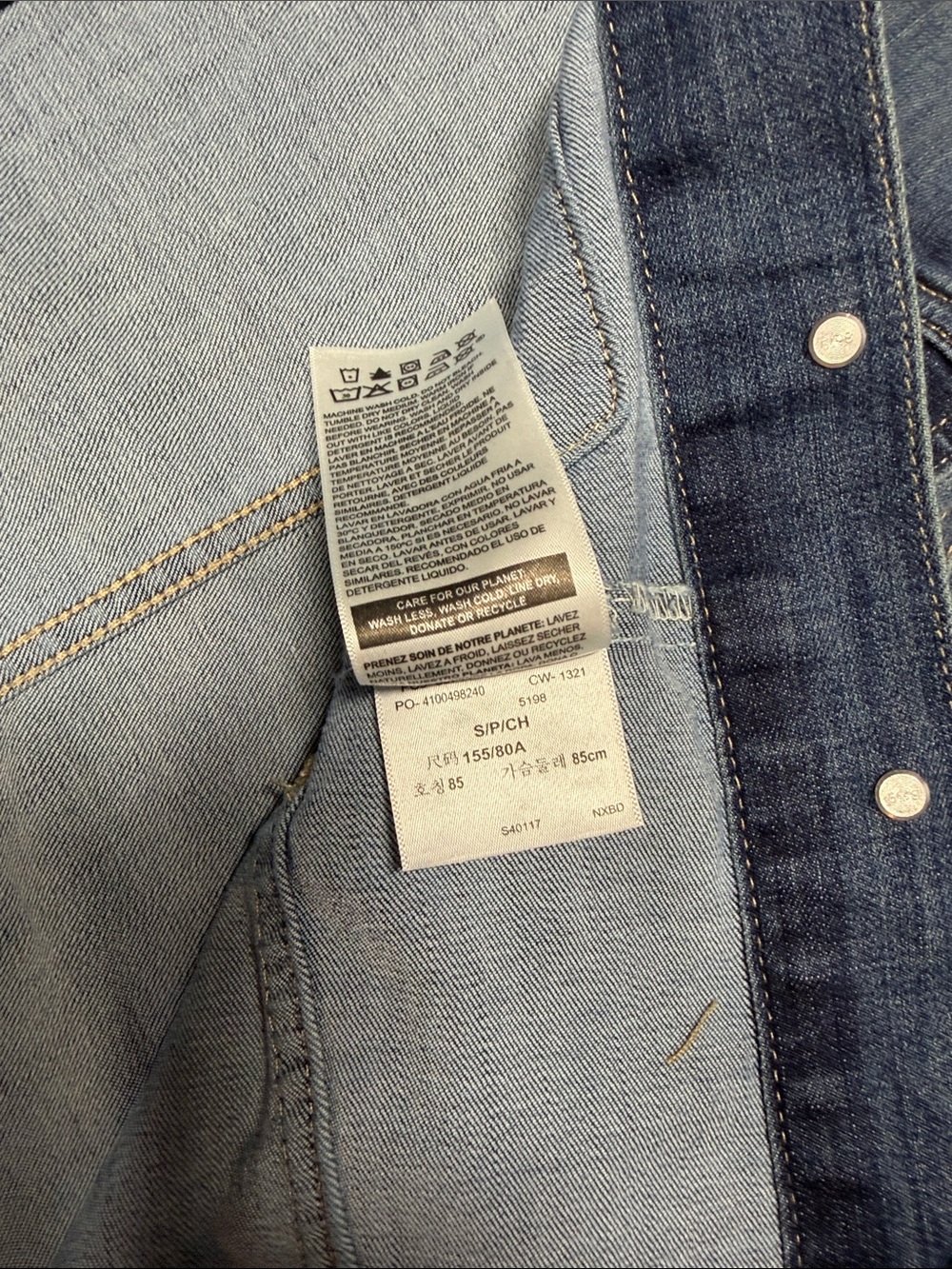 Signature by Levi Strauss Blue Denim Jacket with Copper Buttons. 0169 - Picture 6 of 10